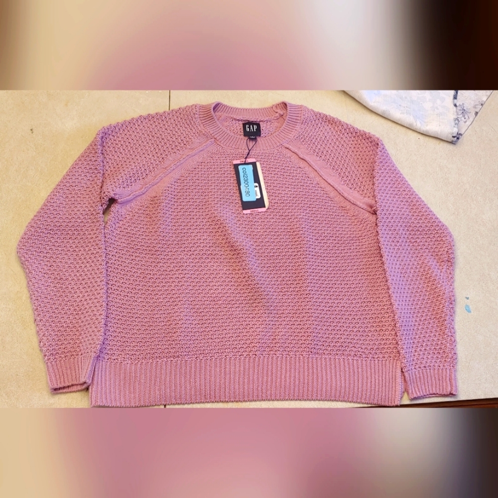 Women's Gap sweater